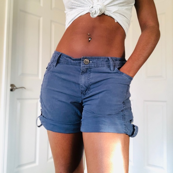 DKNY Navy Blue Cargo Shorts Size 4 - Picture 3 of 5